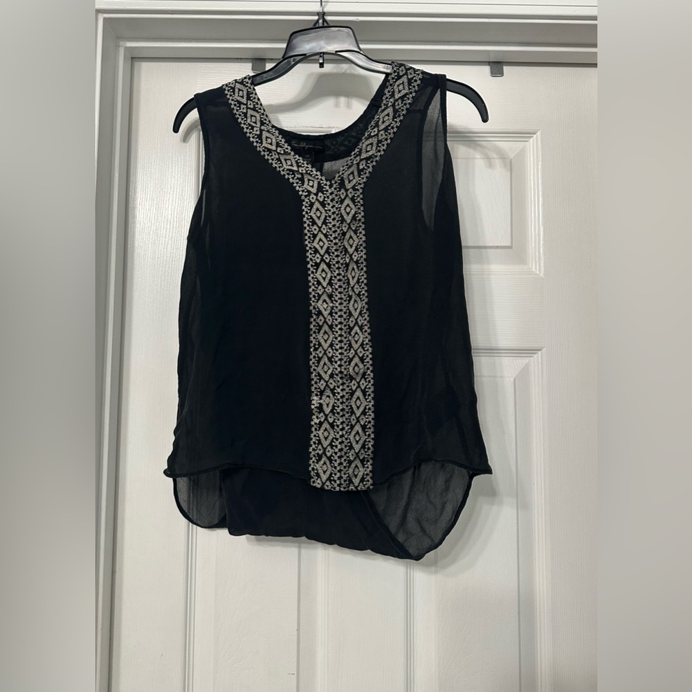 True Religion Sheer Design Silk Sleeveless Blouse Metallic Embroidered Large.